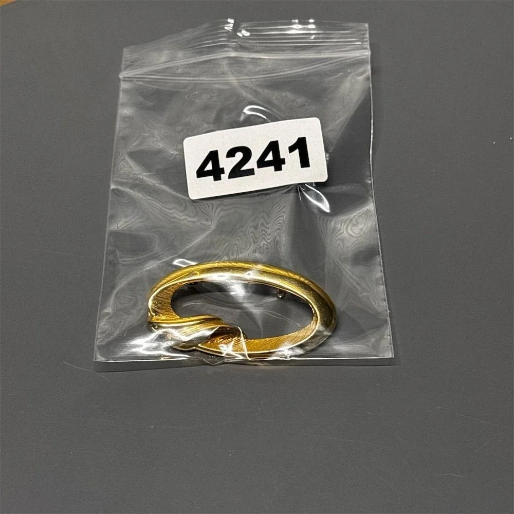 MJ ENT Brooch Gold Tone Oval Abstract Knot Textured Modern Vintage Pin‎